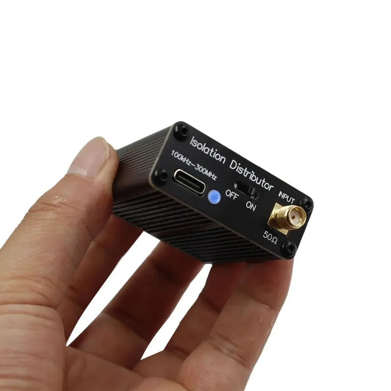 Isolation Distributor 100kHz To 300MHz Active RF Isolation Splitter SDR GPSDO Signal Source for RF Signal Radio Antenna